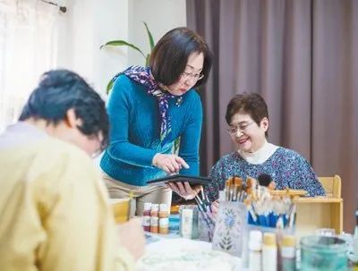 日托养老机构有4.3万所的日本，又兴起新型养老模式