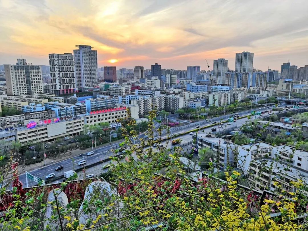 乌鲁木齐推广日间照料+居家养老模式！每个片区今年至少建一所照料中心