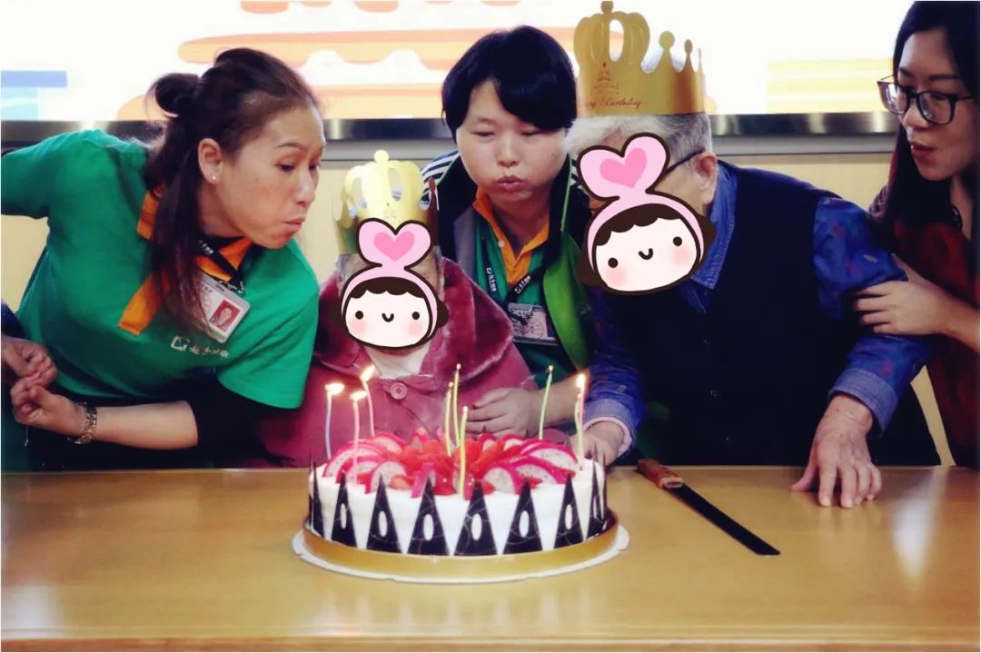 居家养老还是机构养老?数据面前我们该怎么选?