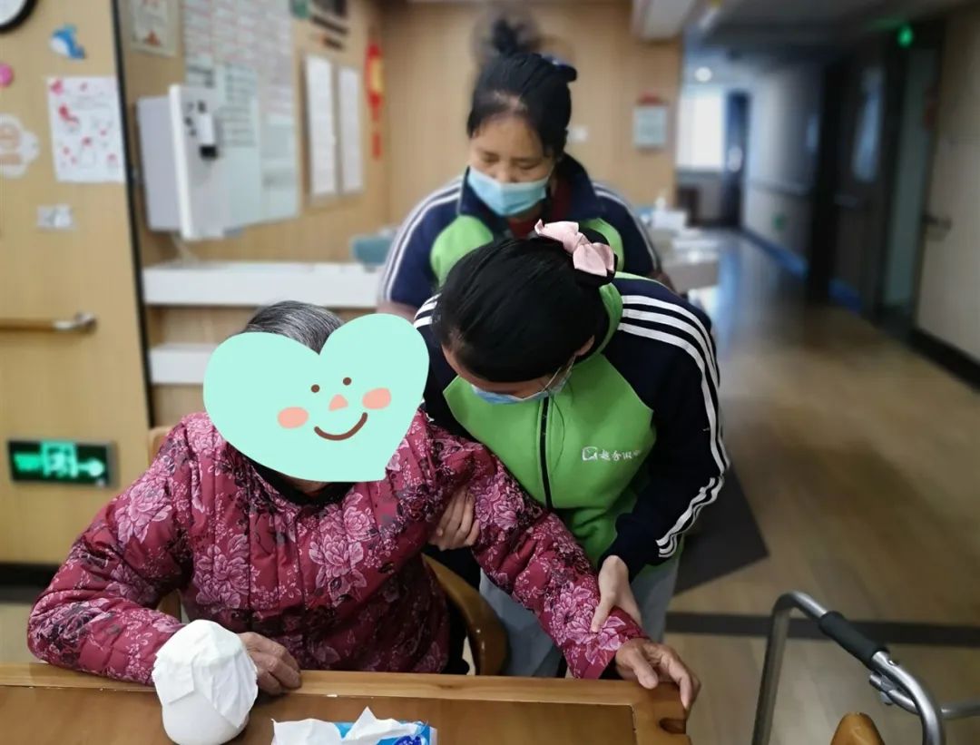 居家养老还是机构养老?数据面前我们该怎么选?