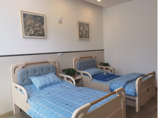 （万州区牌楼街道养老服务中心配备的智能床垫）