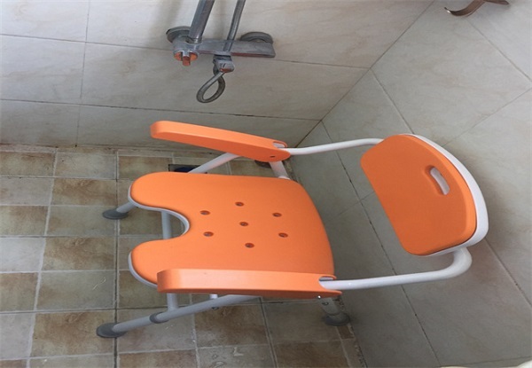 卫生间适老化改造后（央广网发 通讯员供图）