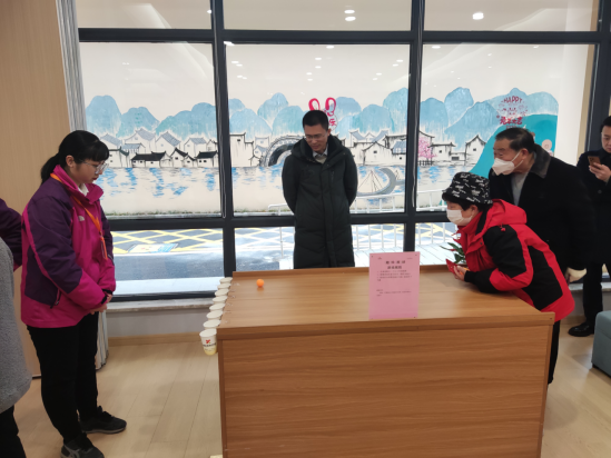 （滚球游戏图片）